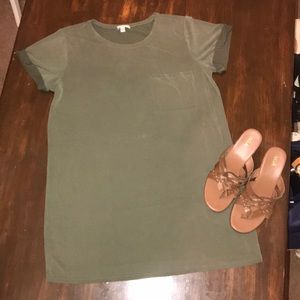 American Eagle Cute T-Shirt Dress . Very Soft !